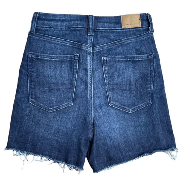 AMERICAN EAGLE Curvy Super Hi-Rise Shortie Ne(x)t Level Stretch Jean Shorts - Picture 2 of 7